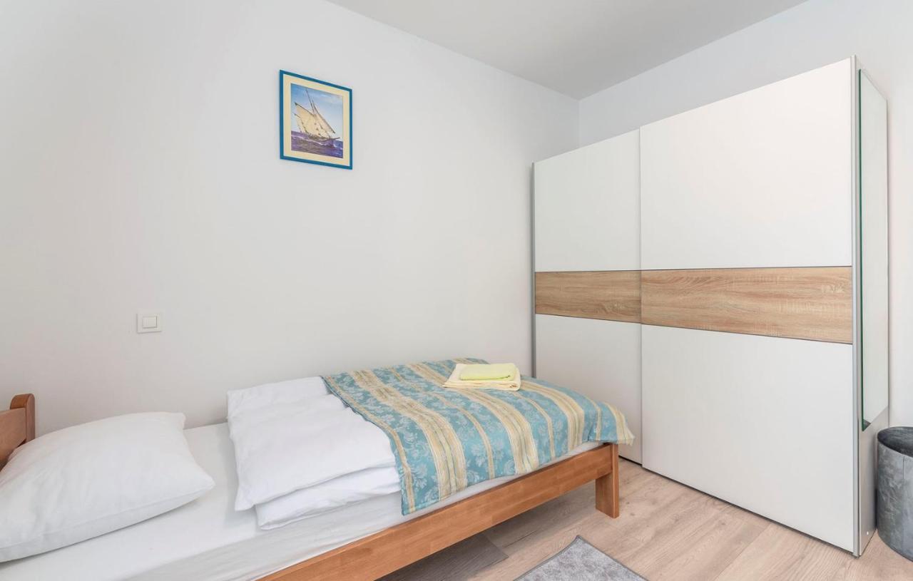 Apart Residence Blue Sea Пореч Экстерьер фото