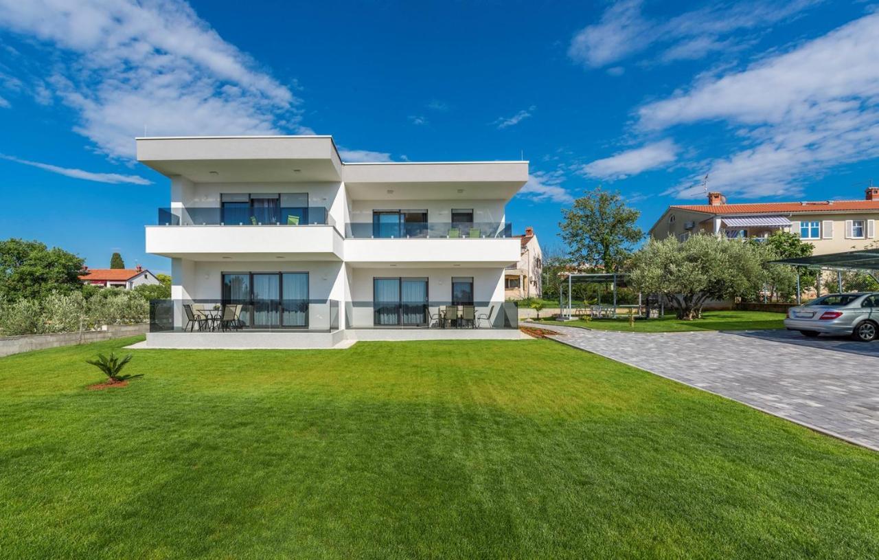 Apart Residence Blue Sea Пореч Экстерьер фото
