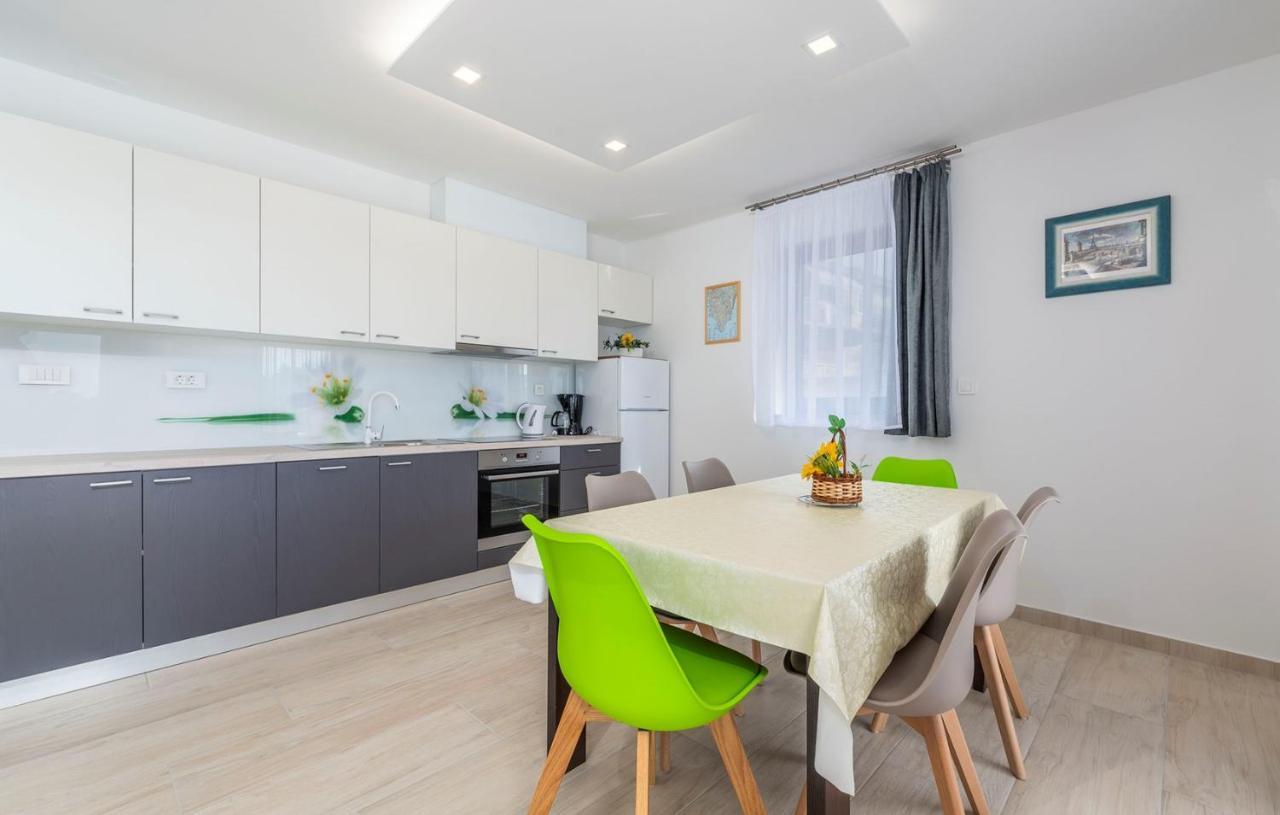 Apart Residence Blue Sea Пореч Экстерьер фото